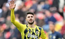 Fenerbahçe'de İsmail Yüksek imzayı attı!