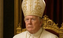 Trump kendisini Papa olarak gösteren fotoğraf paylaştı
