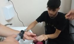 Parmağına sıkışan yüzüğü itfaiye çıkardı
