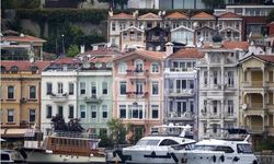 Boğaz'da 'deprem' paniği: Tarihi yalılar satışa çıktı!