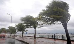İzmir Valiliği'nden Fırtına Uyarısı