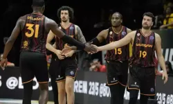 Galatasaray potada da tarih yazıyor
