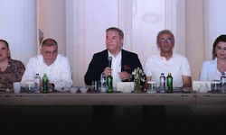 İzmir'deki turizm sektörünün sorunları tartışıldı