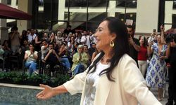 Sahnede dansıyla görenleri büyüledi