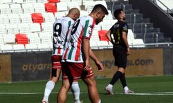 Karşıyaka'da taraftar-futbolcu gerilimi