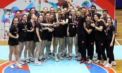 Karşıyaka'nın kızları Türkiye üçüncüsü
