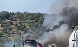 İzmir'de korkutan yangın: Belediye otobüsü alev aldı!