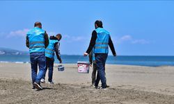 Samsun'da yükümlüler mavi bayraklı plajları yaza hazırladı