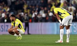 Fenerbahçe, Kadıköy'de kaybettiği puanlarla şampiyonluktan uzaklaştı!