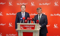 Erbakan ve Davutoğlu bir araya geldi