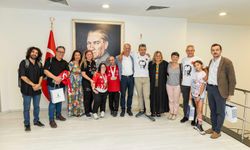 Başkan Tugay, İzmir’in gururu Büyükşehir sporcularını ağırladı