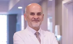 Lenfoma Belirtileri Nelerdir? Boyun, Koltuk Altı ve Kasıkta Şişlik Önemli Bir İşaret Olabilir