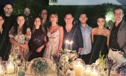 Ayrılık iddialarına son: Hande Erçel, doğum günü partisine katıldı