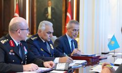 Bakan Yerlikaya, Kazakistanlı mevkidaşı Sadenov ile görüştü