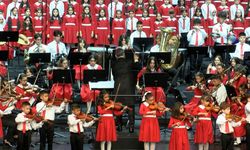 Cumhurbaşkanlığı Çocuk Orkestrası, Dünya Müzik Günü'nü AKM'de kutladı