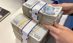 Bankalar karına kar katmaya devam ediyor