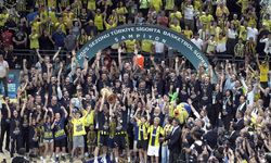 Fenerbahçe Beko şampiyonluğu taçlandırdı!