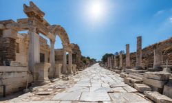 Geçmişten Bugüne Efes Antik Kenti