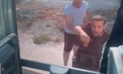 Tur otobüsünün önünü kesip taşlayan 5 zanlı tutuklandı