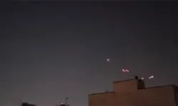 Tahran'da bomba yüklü araçlarla saldırı!