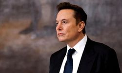 Musk'tan X'te 'yeni parti kurma' anketi