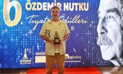 Karşıyaka Belediye Tiyatrosu’nda ödül gururu!