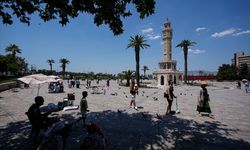 İzmir'de sıcak hava bunaltıyor