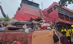 Hindistan’da tapınakta izdiham: 6 ölü, 29 yaralı