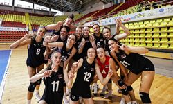18 Yaş Altı Kız Voleybol Milli Takımından Altın Madalya