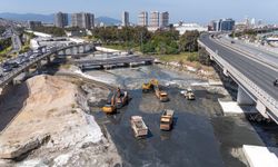 İZSU'dan Meles ve Manda derelerinde temizlik seferberliği