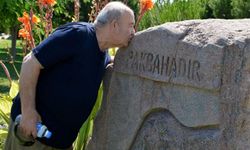 Doğal Yaşam Parkı’nda göz yaşartan sevgi: Beni onun yanına gömün!
