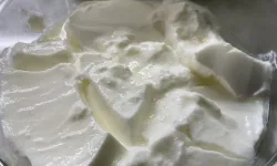 Organik diye sofralara konuldu, içinden ölümcül tehlike çıktı! Ünlü yoğurt markası için alarm verildi: Sakın tüketmeyin