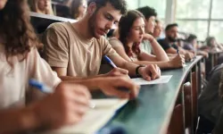 Üniversiteler 'beyin avı' yarışında: YKS şampiyonlarına profesör maaşını aşan burslar, Silikon Vadisi'nde staj vaatleri