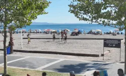 Balıkesir Büyükşehir plaj voleybolu severleri unutmadı