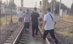 İZBAN hattında arıza yolcular rayda