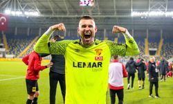 Göztepe kaleci Mateusz Lis'le yola devam ediyor!