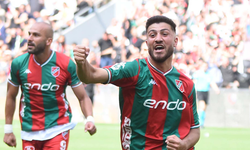 Karşıyaka'da Kadir kaldı