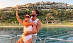 Can Yaman, sevgilisiyle görüntülendi...