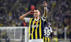 Fenerbahçe'de Sebastian Szymanski yolcu!