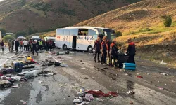 Korkunç kaza: Çok sayıda ölü ve yaralılar var