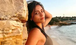 Sıla Türkoğlu evlilik yolunda: Yüzüklü pozunu paylaştı