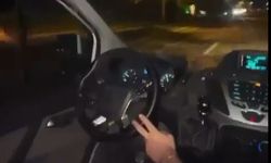 Aracını yan koltuktan kullanıp o anları paylaştı