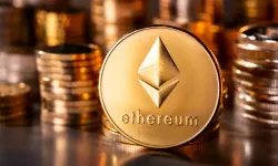 Kripto para piyasasında 'taht oyunları': Ethereum rekor kırarken, Bitcoin dalgalandı!