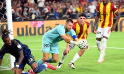 Göztepe’nin savunması çelik yelek!