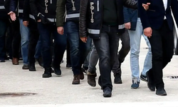 İzmir’de kaçak tütün baskını: 4 şüpheli gözaltında