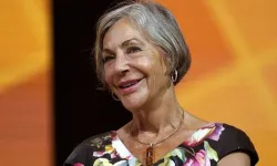 Dünyanın en zengin kadını: Walmart varisi Alice Walton servetiyle zirvede