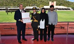 Şehit Ömer Halisdemir'in kızı teğmen oldu
