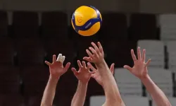 İzmir’de voleybol coşkusu sürecek