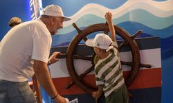 İEF'te Belediye Sokağı’nda nostalji ve eğlence dolu yolculuk