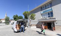 İzmir’de okullara hijyen seti desteği sürüyor